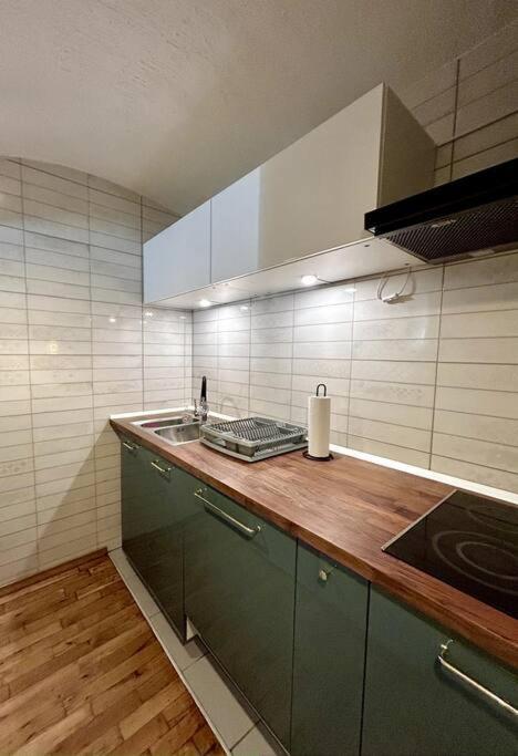 Charming Appartment 3-Min Walk To Old Town - Free Parking Ljubljana Kültér fotó